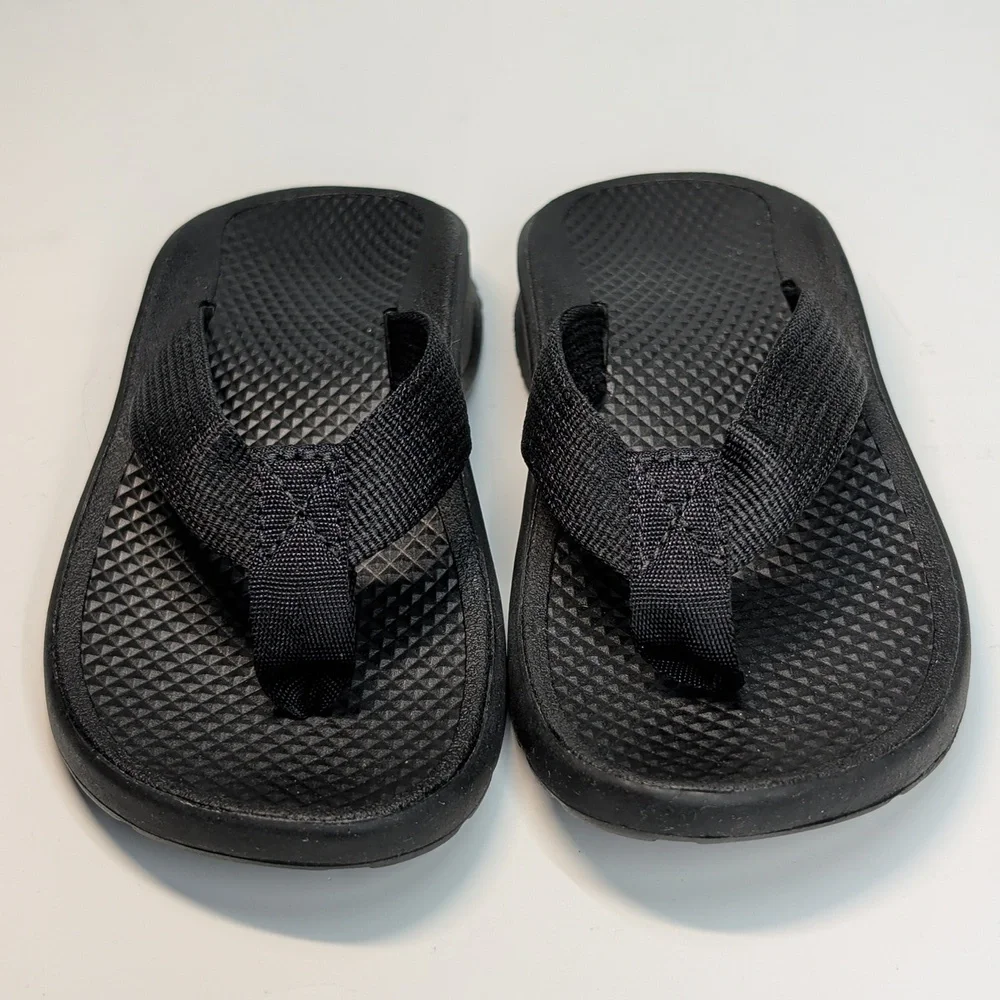 Chaco youth flip